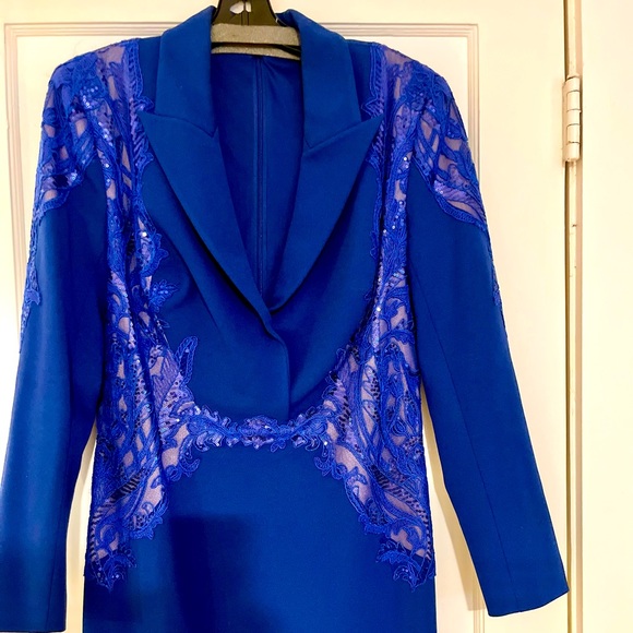 Tadashi Shoji Crepe Lace-Paneled Blazer Midi-Dress - Picture 7 of 8